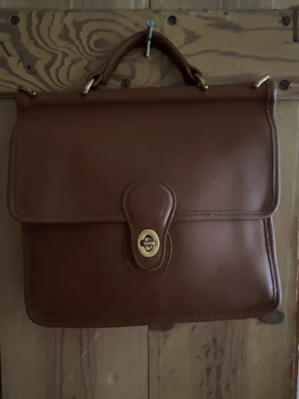 Vintage Coach Willis Bag #9927 (2003) — British Tan
